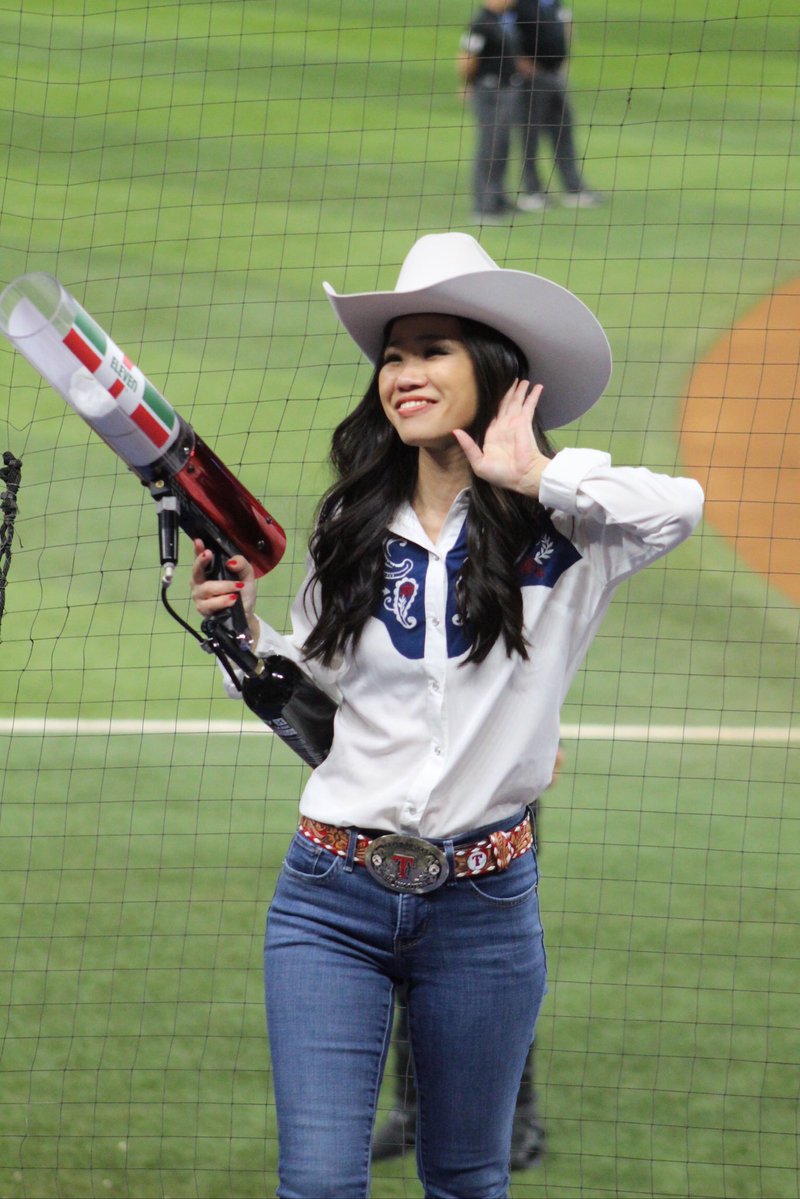 Anzu___w's tweet image. ミネソタツインズ戦3連戦⭐︎ #MLB #mlbjapan #メジャーリーグ #野球 #チアリーダー #cheerleader #baseball #テキサスレンジャーズ #TexasRangers