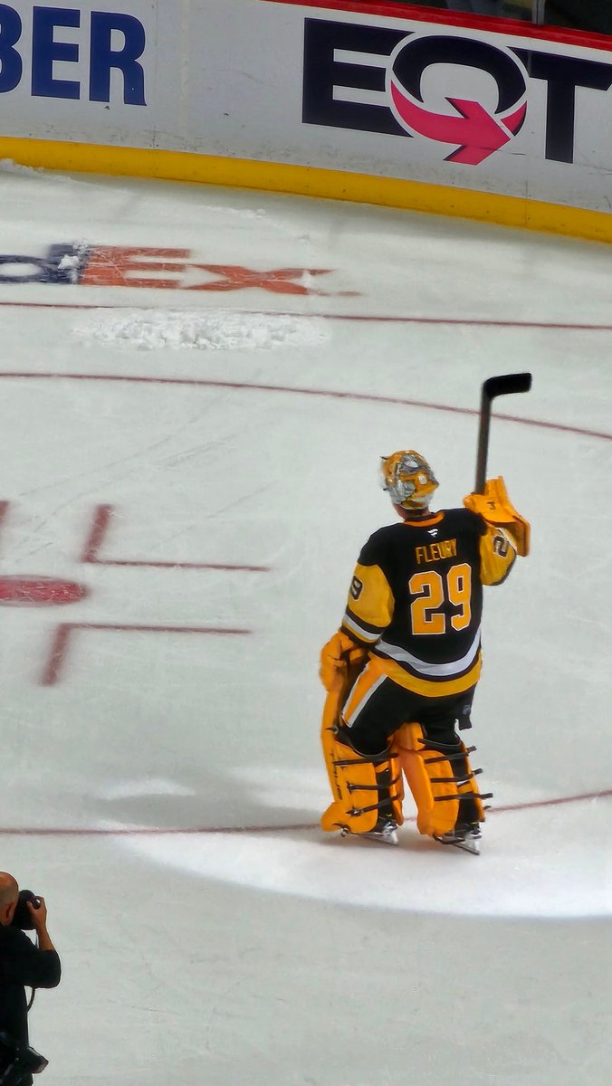I'm sure <a href="/walsha/">Allan Walsh🏒</a> heard the #LetsGoPens fans loud and clear. Make it happen! #onemoreyear! #thankyouflower