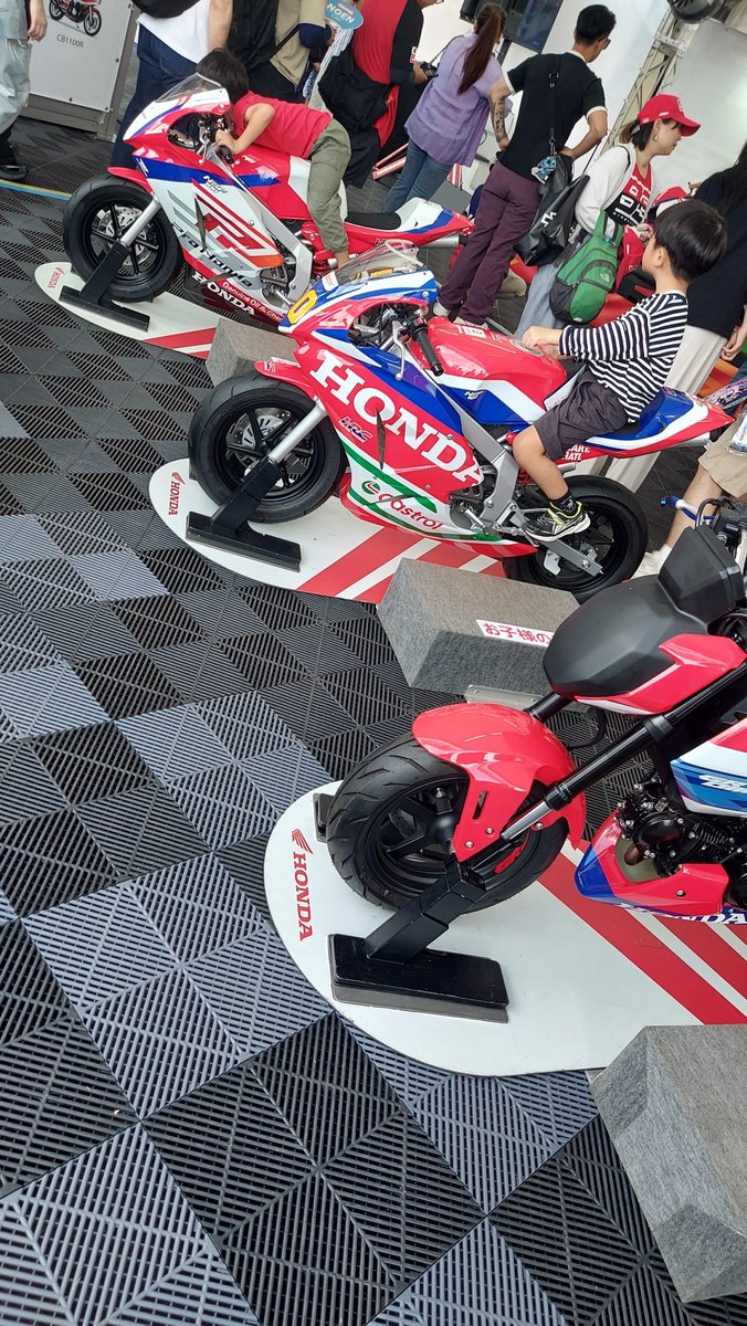 MY_E2's tweet photo. #Honda #MotoGP日本グランプリ https://t.co/dHuy0xtvOO