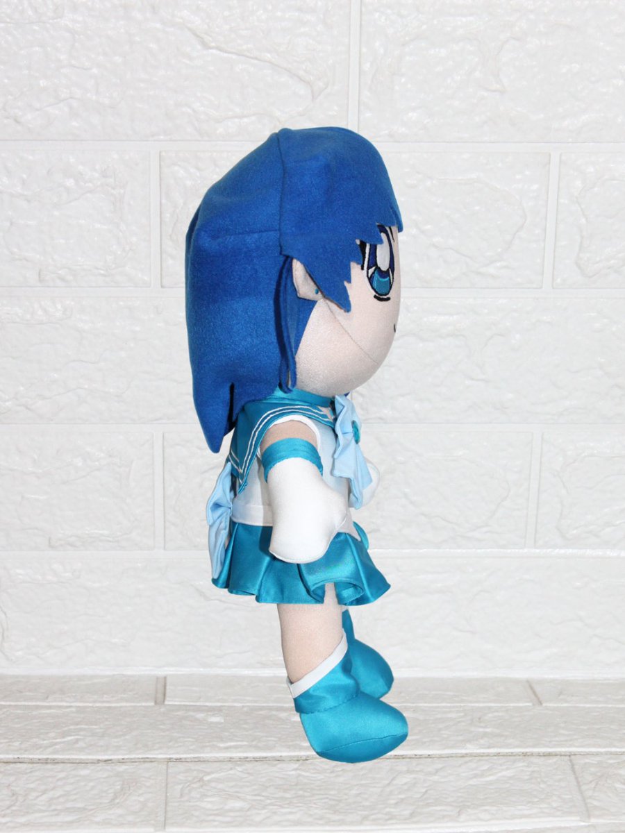 TesaNeko's tweet photo. Sailor Mercury 💙💧 Plush 🧸Measures 60cm high��️😸
#自作ぬい #推しぬい #ぬいぐるみ #SailorMercury  #sailormoon #handmade #美少女戦士セーラームーン #セーラーマーキュリー #plushie #plushlover #plushies #plushlife #水野亜美生誕祭2025 #vtuber #たきゅーとちゃんできたよ https://t.co/wjVXbMsBtB