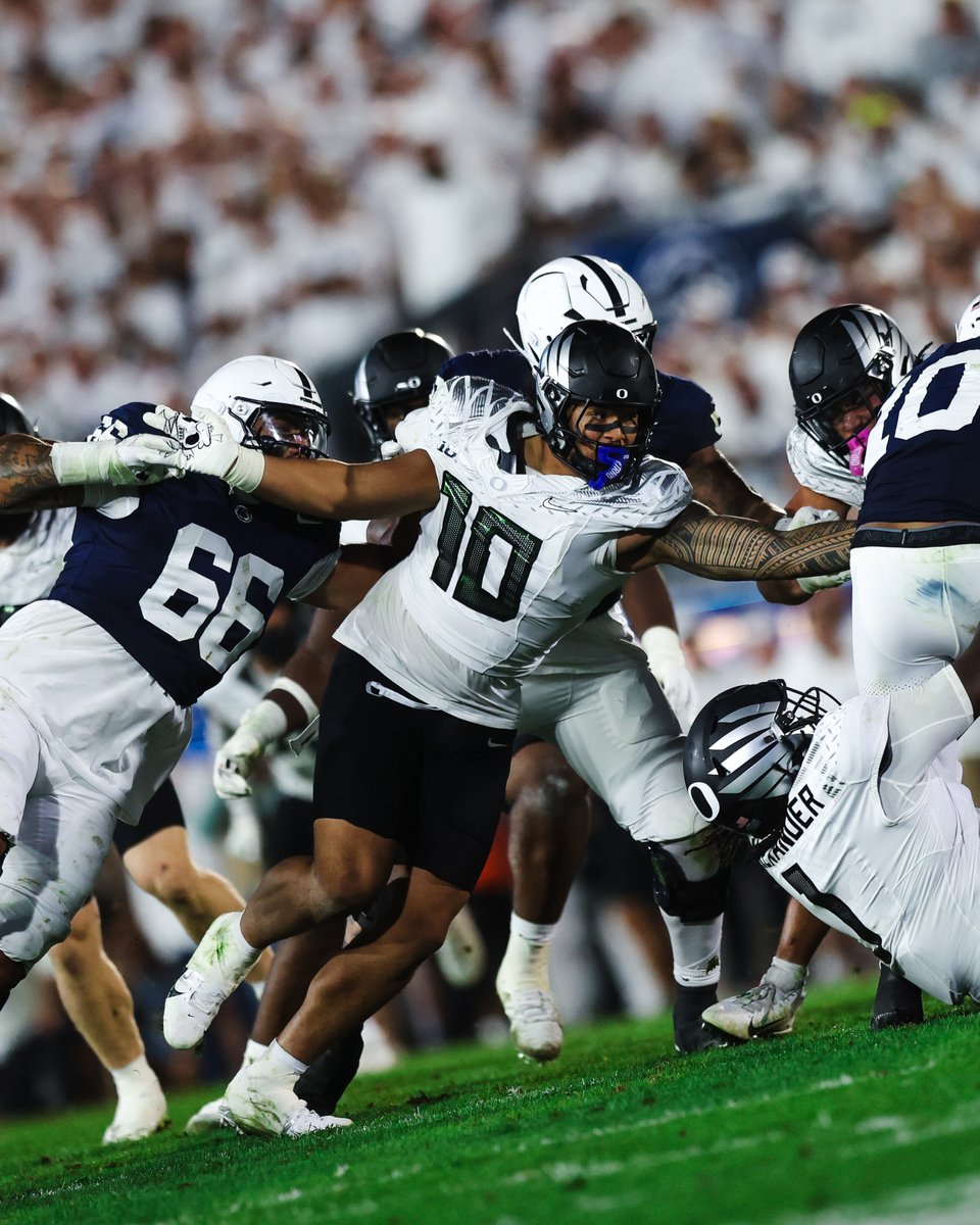 Defense gets the ball right back 👊

Looking to build with a 10-3 lead.

#GoDucks