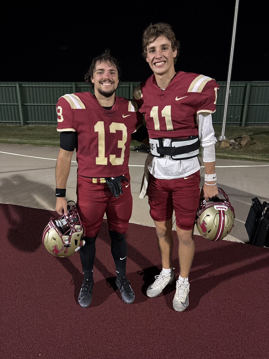 Austin College with tonight’s W! Congrats <a href="/RoosFootball/">Austin College ’Roos Football</a> <a href="/ACsports/">Austin College 'Roos Athletics</a>