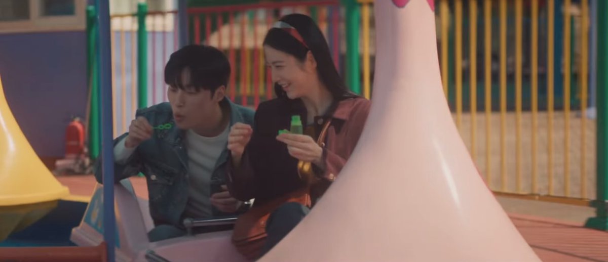 liveinkdrama's tweet photo. The princess treatment Jonghee deserves from Jaepil after she was getting hurt by her own brother 🥺
#AHundredMemories 
#AHundredMemoriesEp6 https://t.co/2XBN4n2V4L
