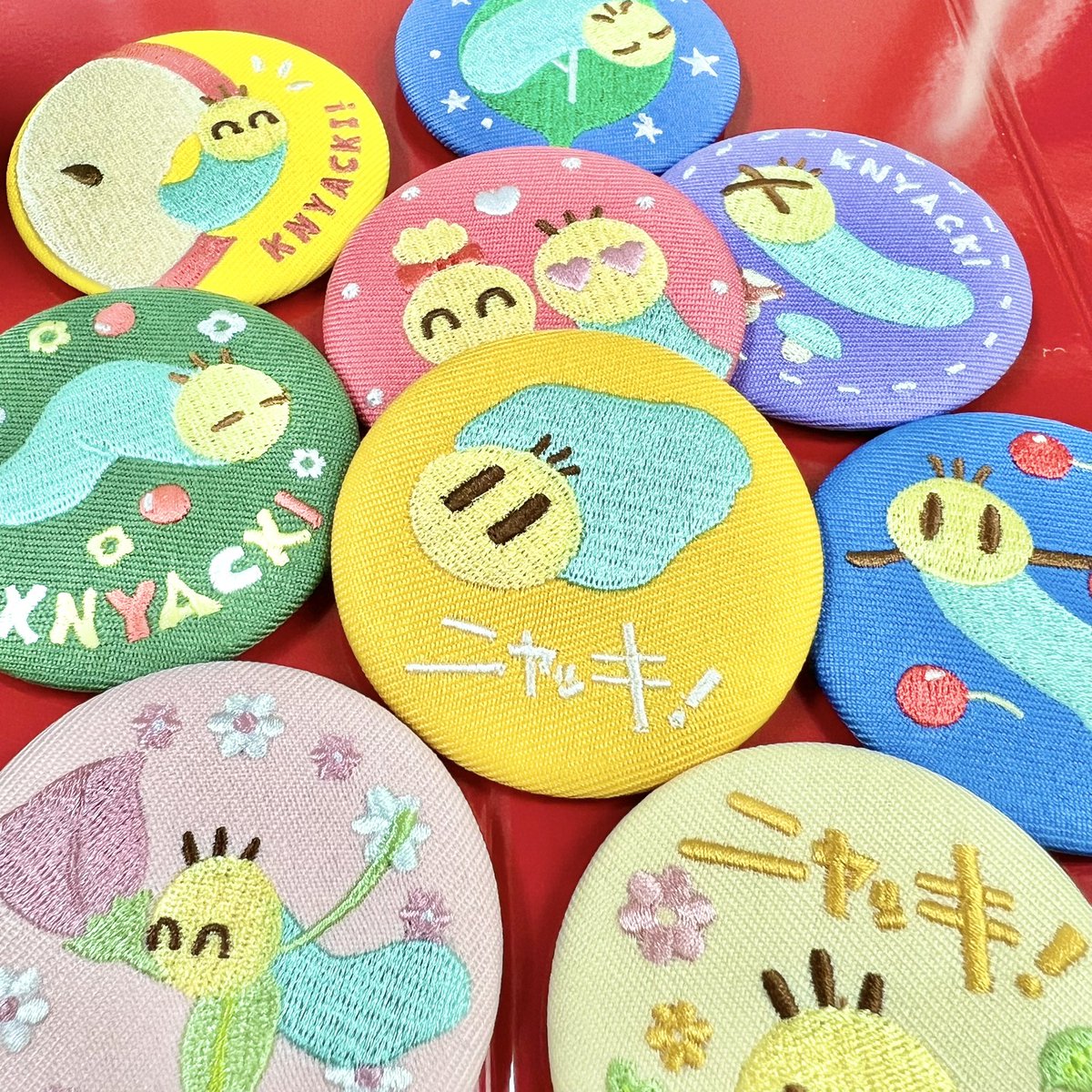 ニャッキ！様 ニャッキ！モコモコ刺繍ステッカー ニャッキの商品ページ｜卸