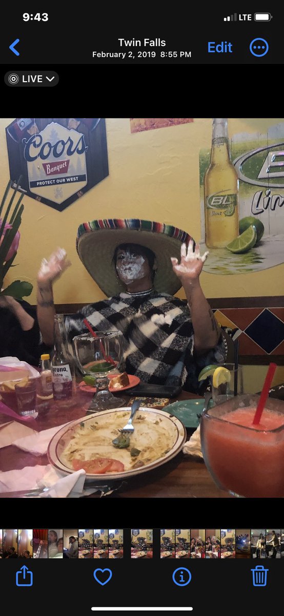 Elizabeth T tweet media