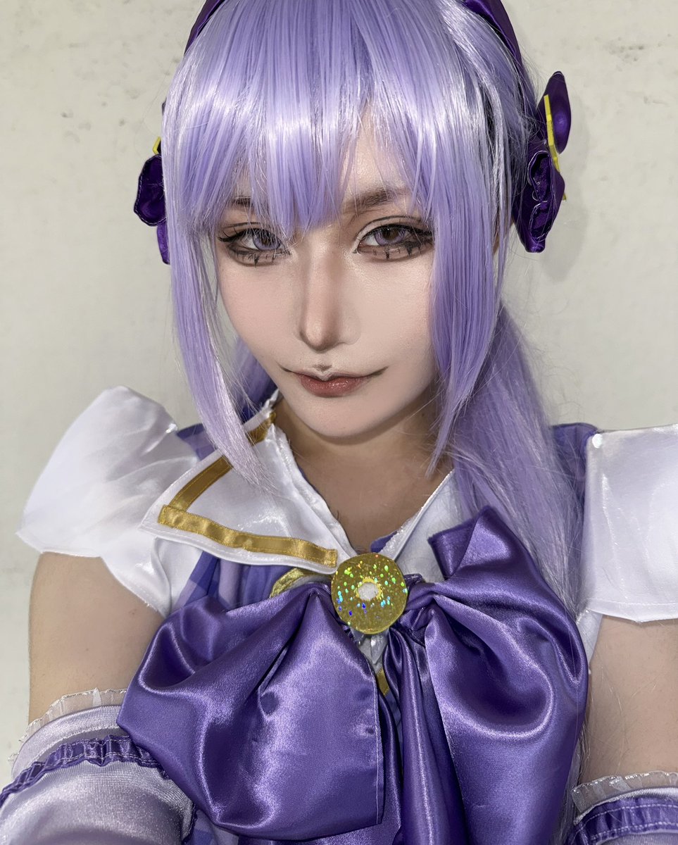 そくほ！更衣室でました
まだ4人しかいません

はじめてコスでスカート履きました💜
 #アコスタ池袋