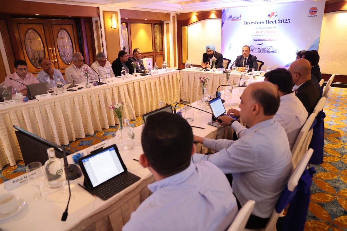 Mr A S Sahney, <a href="/ChairmanIOCL/">ChairmanIOC</a> along with <a href="/DirF_iocl/">Director (Finance), IndianOil</a> engaged with investors &amp; analysts in Mumbai recently. They shared IndianOil’s roadmap that involves strengthening core businesses, scaling up petrochemicals, diversification &amp; integration in high growth sectors, and advancing