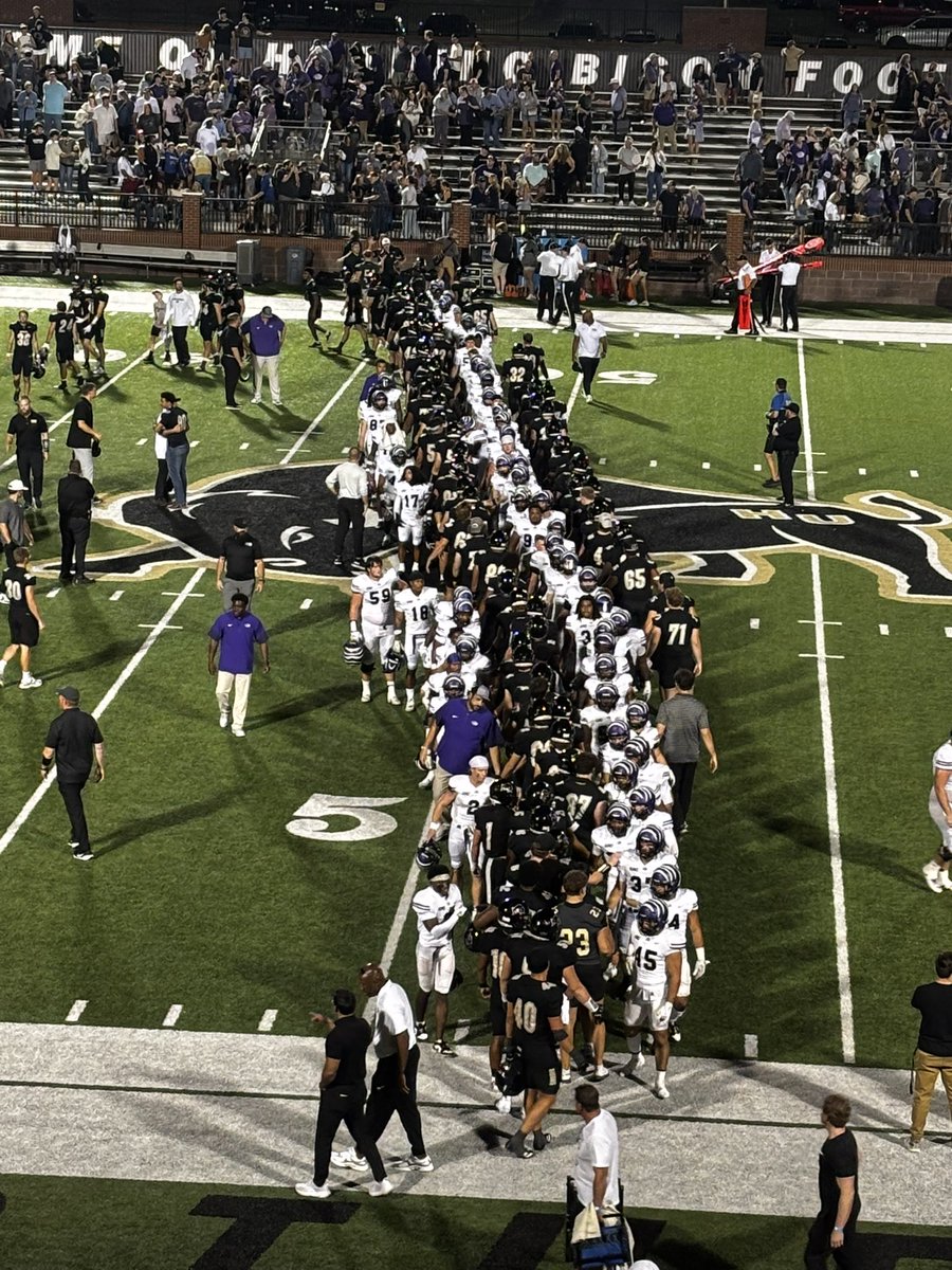 Bisons win! <a href="/Harding_FB/">Harding Football</a> #GOBisons