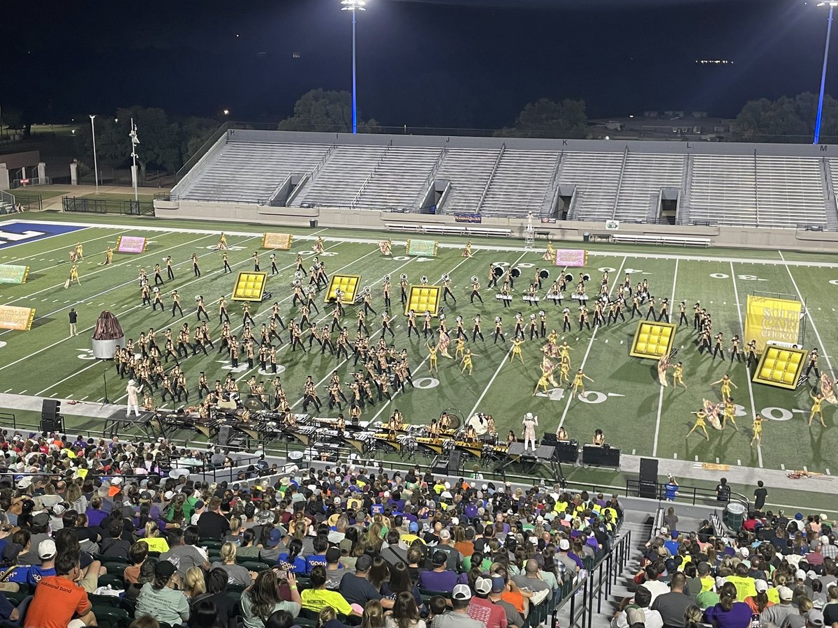 HEB Marching 🎶 tweet media