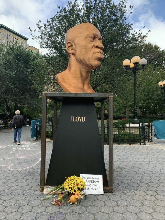 🚨I want from you to be Honest for this Question:

Should Trump remove George Floyd monuments?

YES or NO?
