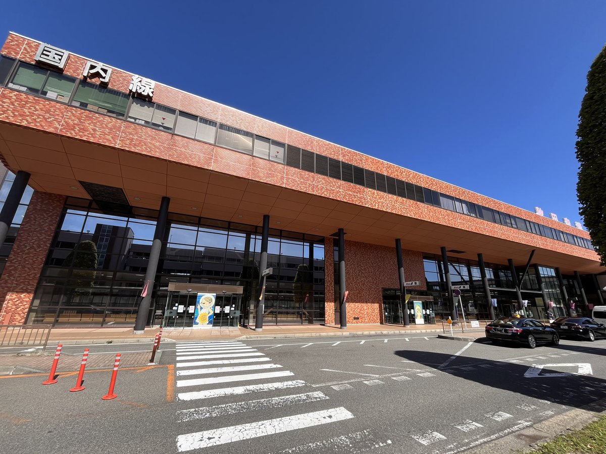 特にすることなかったので空港へ☺️秋田の街中走ってるだけで楽しー✨