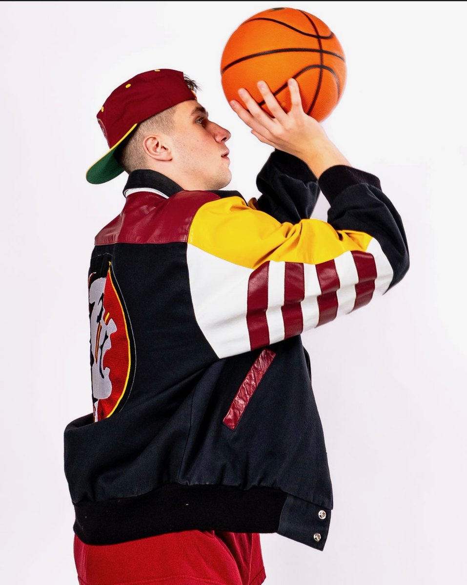 "Everything the coaches had been saying about the culture of the program was exactly how it was when I got to campus."

Updates from some top 2027 basketball recruits at #FSU today:
on3.com/boards/threads…