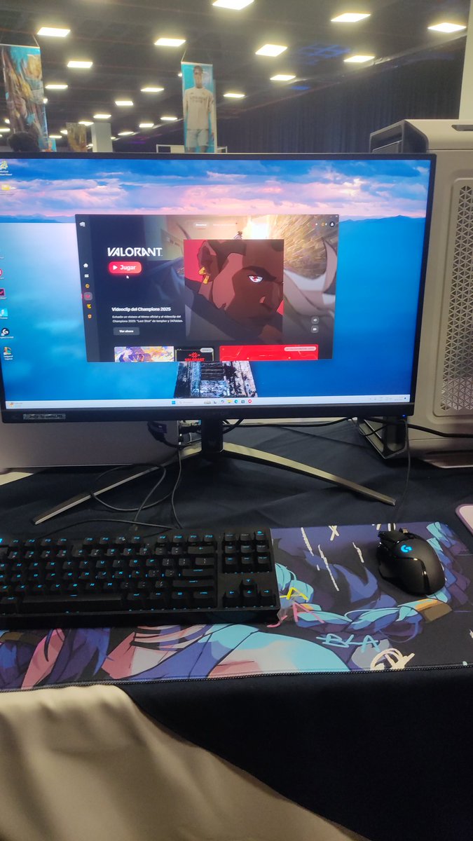 Jugar en esta cosa es chitear.