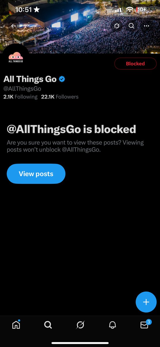 youknowinursoul's tweet image. dylan minnette came out and sang bullseye with lucy dacus so i blocked all things go