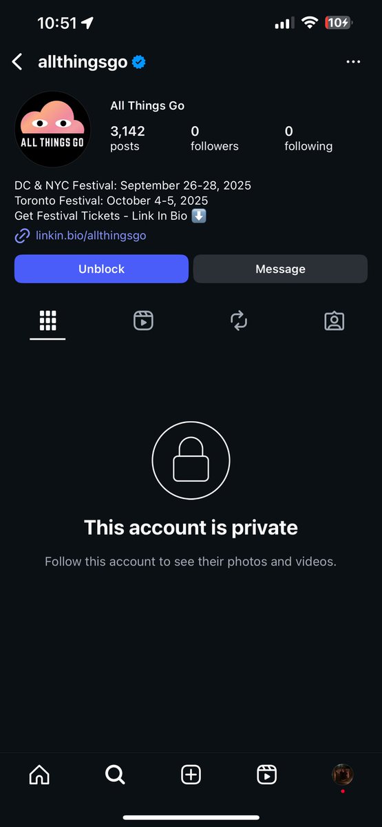 youknowinursoul's tweet image. dylan minnette came out and sang bullseye with lucy dacus so i blocked all things go