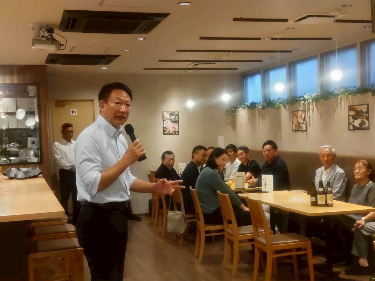 後援会の幹部の皆様と納涼会を開催しました。菊池市会議員、亀岡有志の会の木村、山木、原野市会議員にもご参加いただきました。いつもお世話になっています！