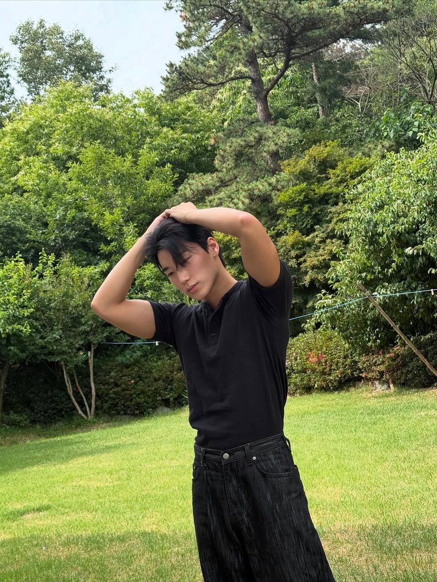 Johnny Suh tweet media