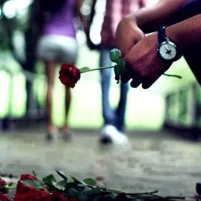 Shekhawat_089's tweet image. एक धोखे से भी हिल जाती है ज़मीन ऐतबार की,

ज़िंन्दगी तबाह करने के लिए भूकंप आए ज़रूरी नहीं !!!