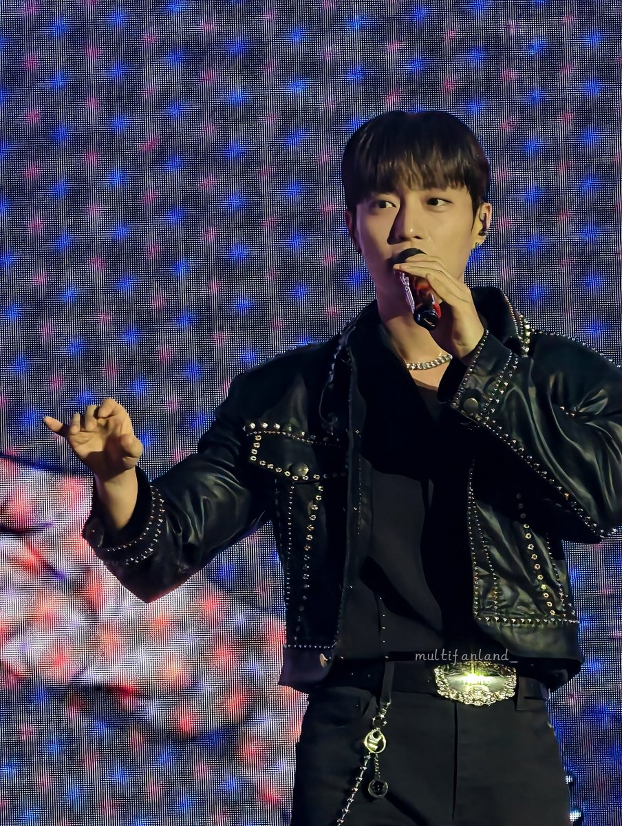 👑QueenOfMultifam👑 tweet media