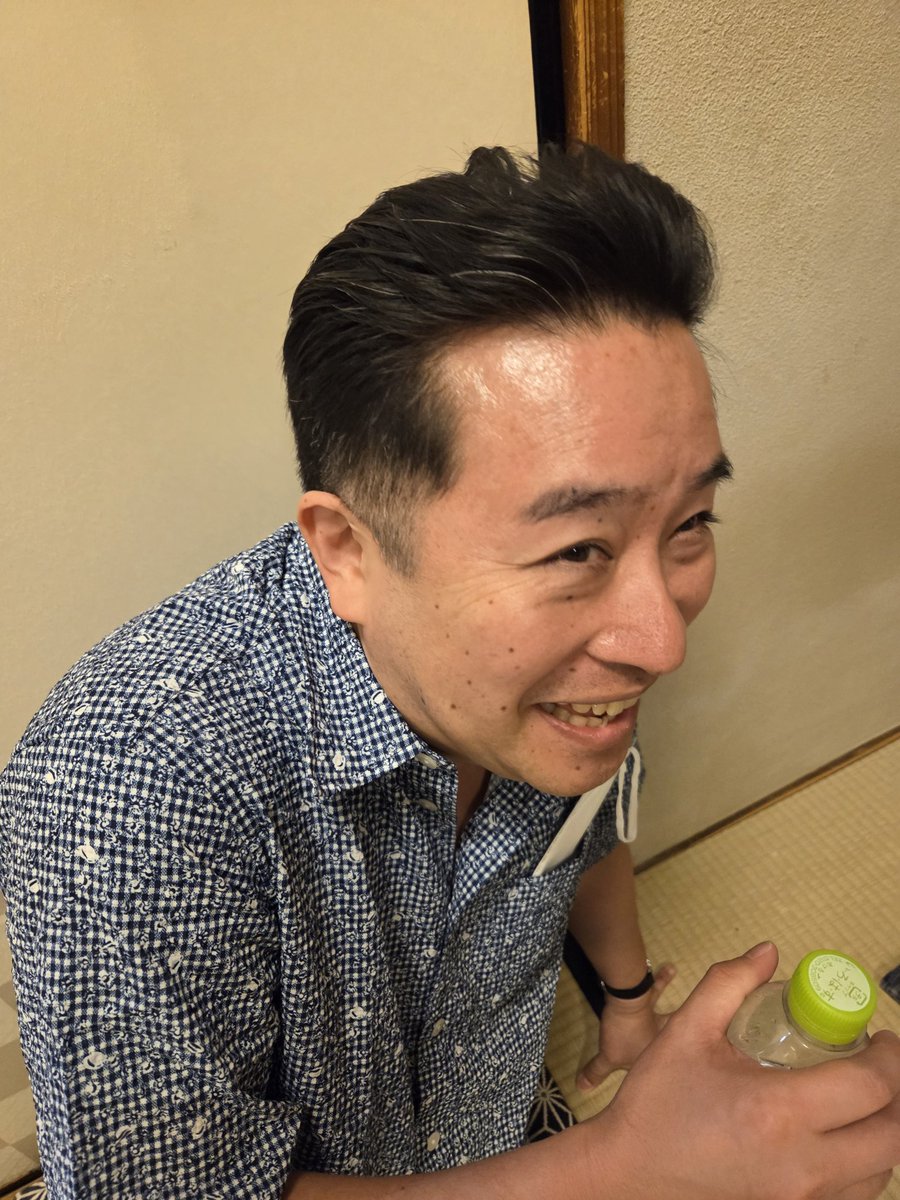 新真打ち御披露目興業、七日目❗
主任　金原亭馬好師匠🎵
馬好師匠の師匠、馬生師匠とパチリ📷🎵良い笑顔・・・
