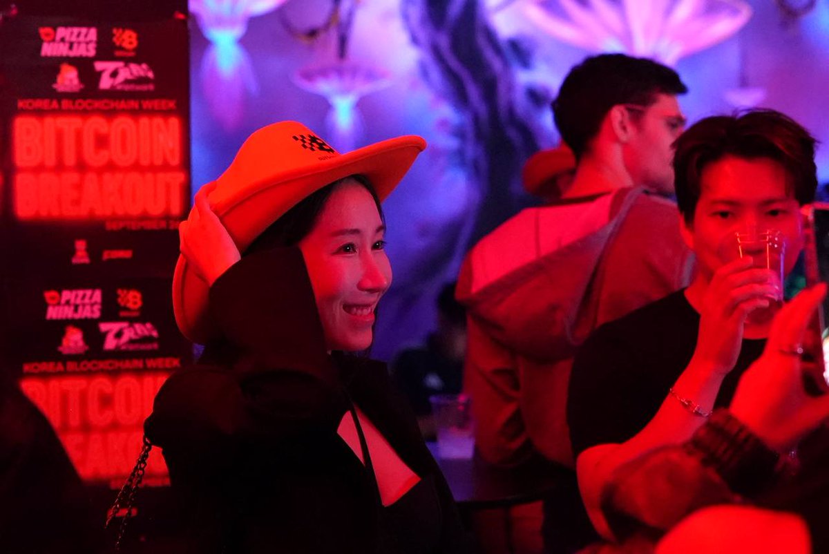BitlayerLabs's tweet image. 🍸BITCOIN BREAKOUT Afterparty lit up Gangnam in true Bitcoin style! With underground beats, cocktails, and nonstop energy, it was a night to remember.

Huge thanks to everyone who came out to celebrate with us during #KBW2025. The community spirit made it unforgettable

This is…