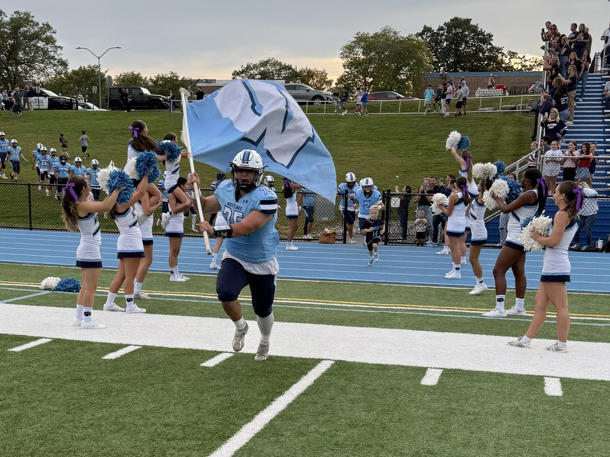 Westlake defeats Ardsley 41-13 

<a href="/WestlakeVFB/">Westlake Wildcats Football</a> <a href="/lohudsports/">lohud sports</a> <a href="/KDJmedia1/">Kevin Devaney Jr.</a>