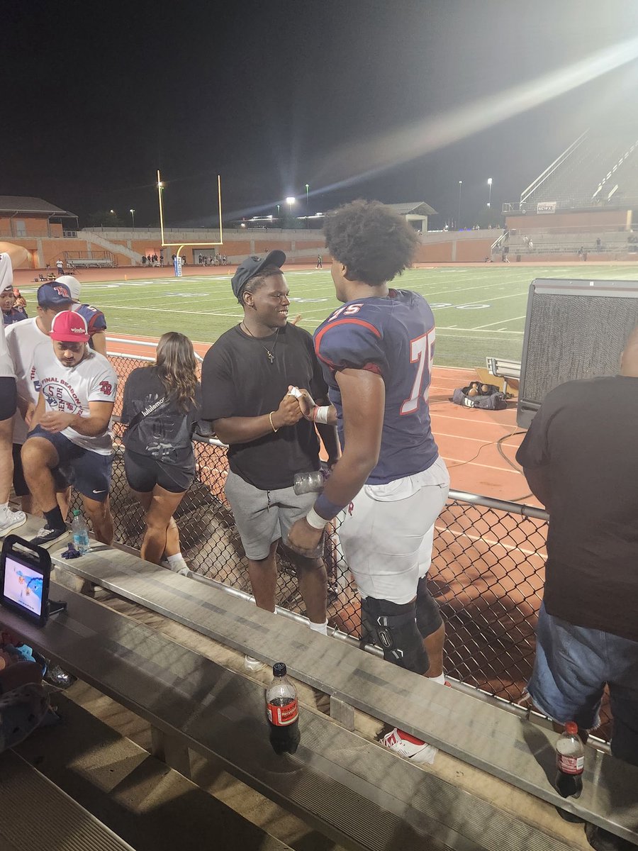 Christy Scott (@christylove817) on Twitter photo <a href="/JamesCollier62/">James Collier</a> Tyler to San Antonio to support his cousin #FOE #beastmode#runinfamily#letsgo
<a href="/Easttexas62/">Kim Collier</a> <a href="/JamesCollier62/">James Collier</a> Tyler to San Antonio to support his cousin #FOE #beastmode#runinfamily#letsgo
<a href="/Easttexas62/">Kim Collier</a>