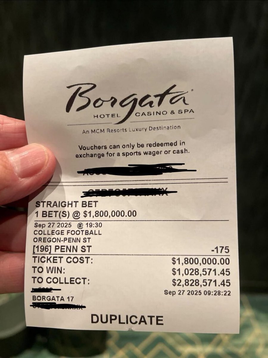 One bettor at <a href="/BetMGM/">BetMGM 🦁</a> wagered $1.8 MILLION on the Penn State ML -175 before the game.

Bet would’ve won $1,028,571.45

Final score (2OT): Oregon 30, Penn State 24 ❌