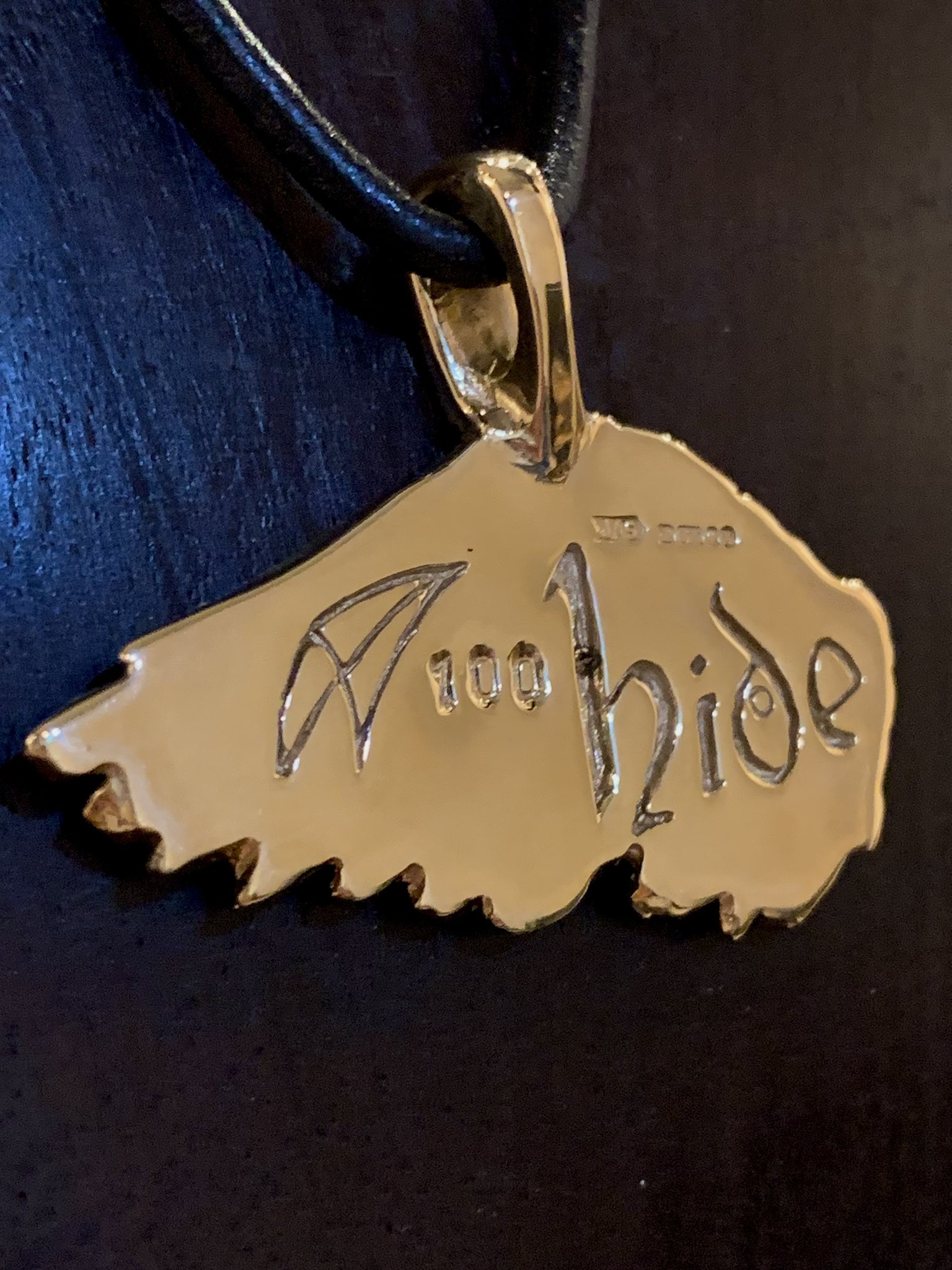 hide official on X: 