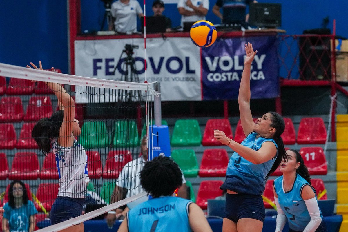 II Final Four Femenino de AFECAVOL 🏐

🏐Juego #1 Honduras 🇭🇳 3-1 🇸🇻 El Salvador (25-19, 25-23, 20-25, 26-25)

📆 27 Septiembre 2025
📍Polideportivo de San Francisco de Dos Ríos 🇨🇷