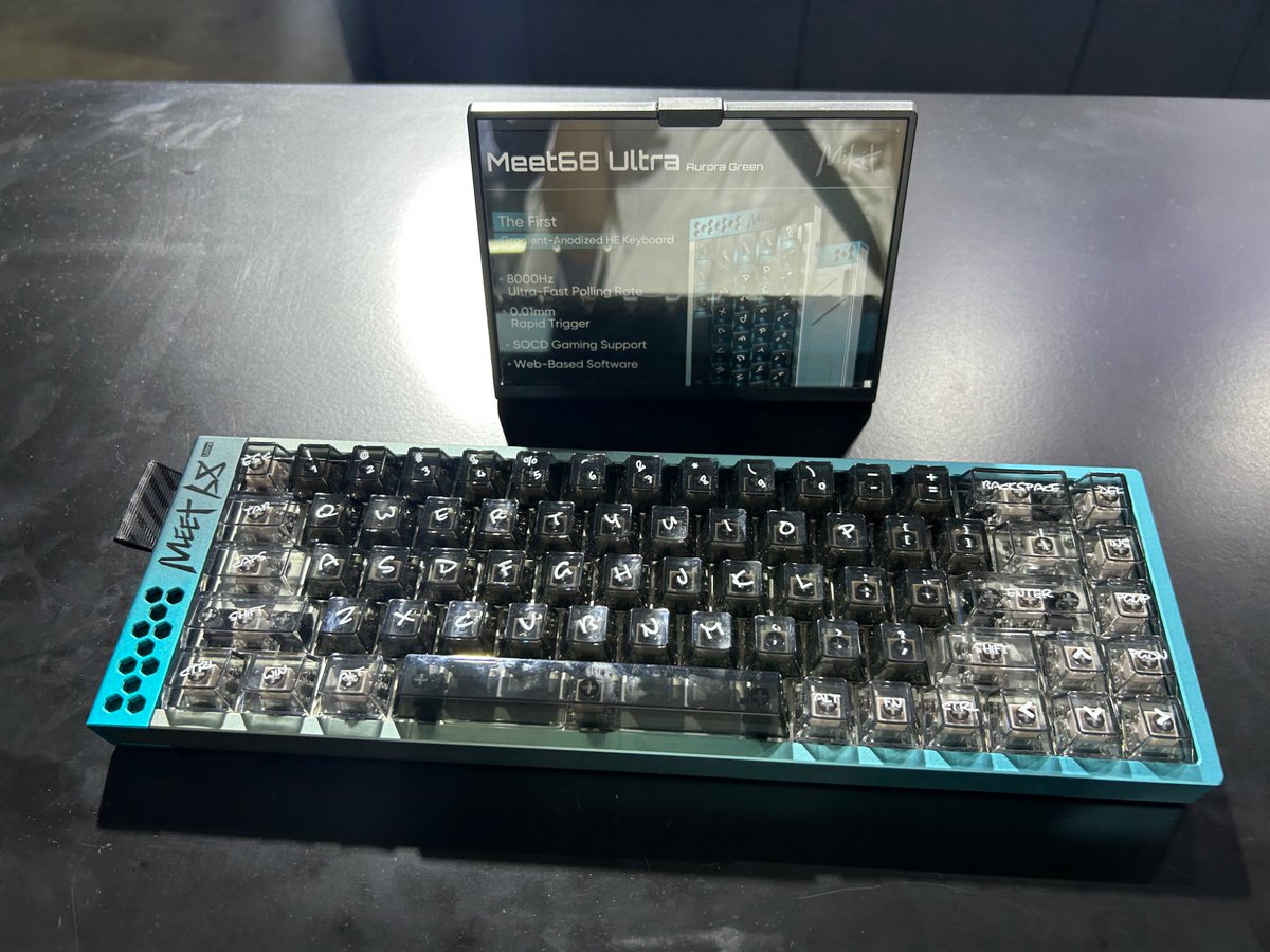 pesokaka's tweet photo. すごい
#valorantkeyboard
#EV63
@iQunix https://t.co/6YUY3Mybwj