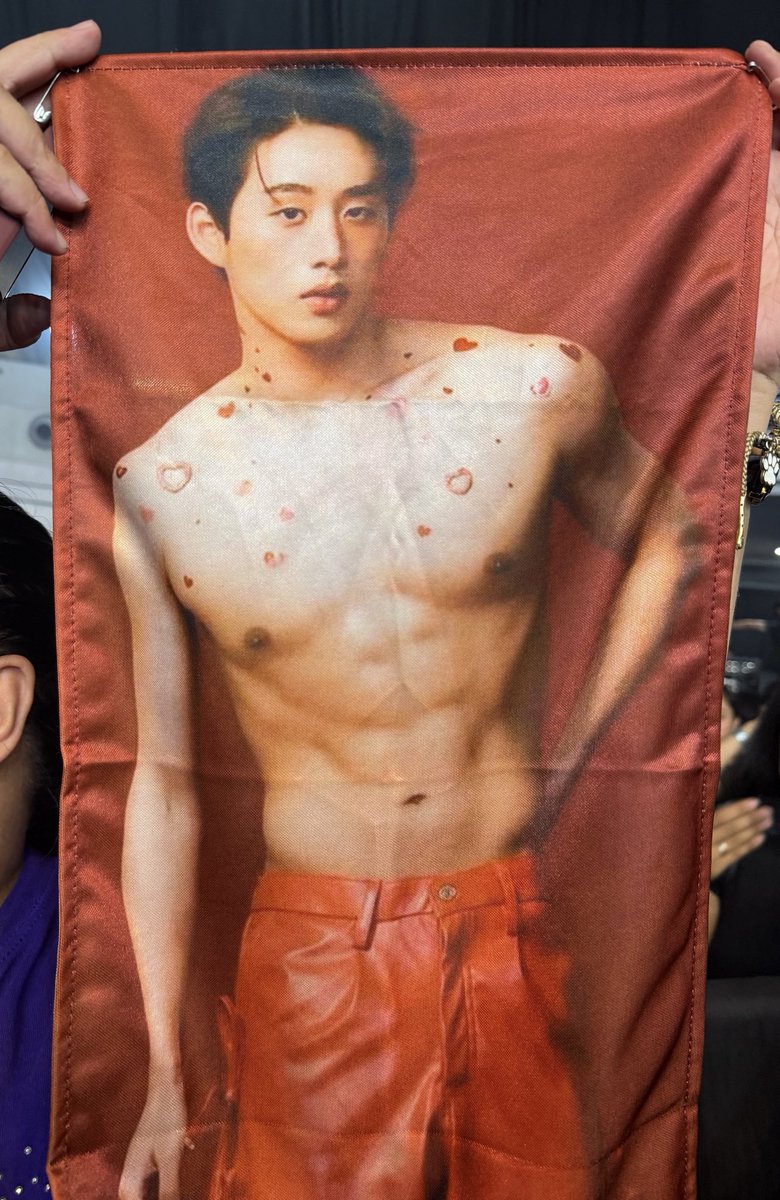 hope_bpn's tweet photo. ยิ้มแรกของวัน 5555555555555555

Action                                         Reaction https://t.co/THX6f6Eacg
