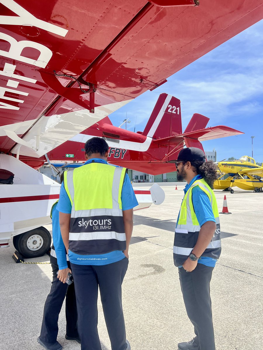 skytoursmv's tweet image. Every role matters. Every voice matters. That’s the spirit of aviation teamwork 🫱🏽‍🫲🏼 
#bizavworks