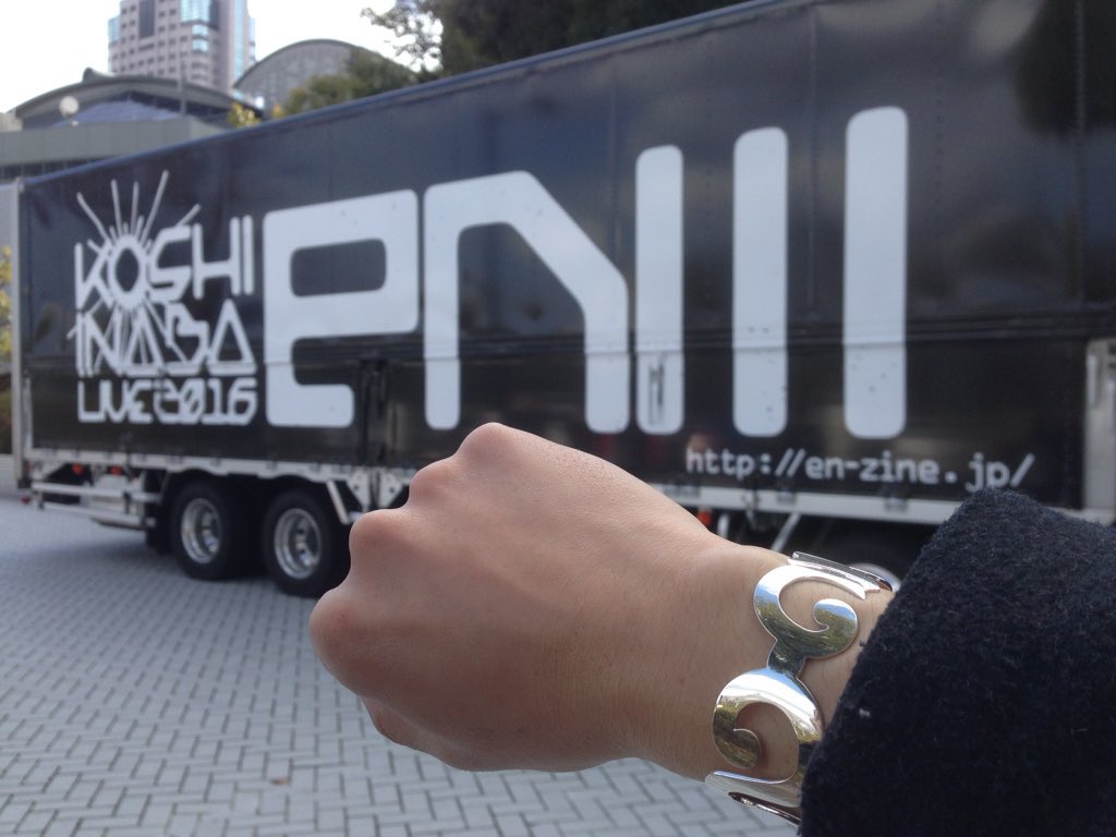 Bz_s_and_a_DoAs's tweet photo. 🚛✨

#Bzツアトラ写真部 #稲葉浩志ツアトラ写真部
#enIII #エンスリー #178号 #178TIME https://t.co/oUUYuuKZN9