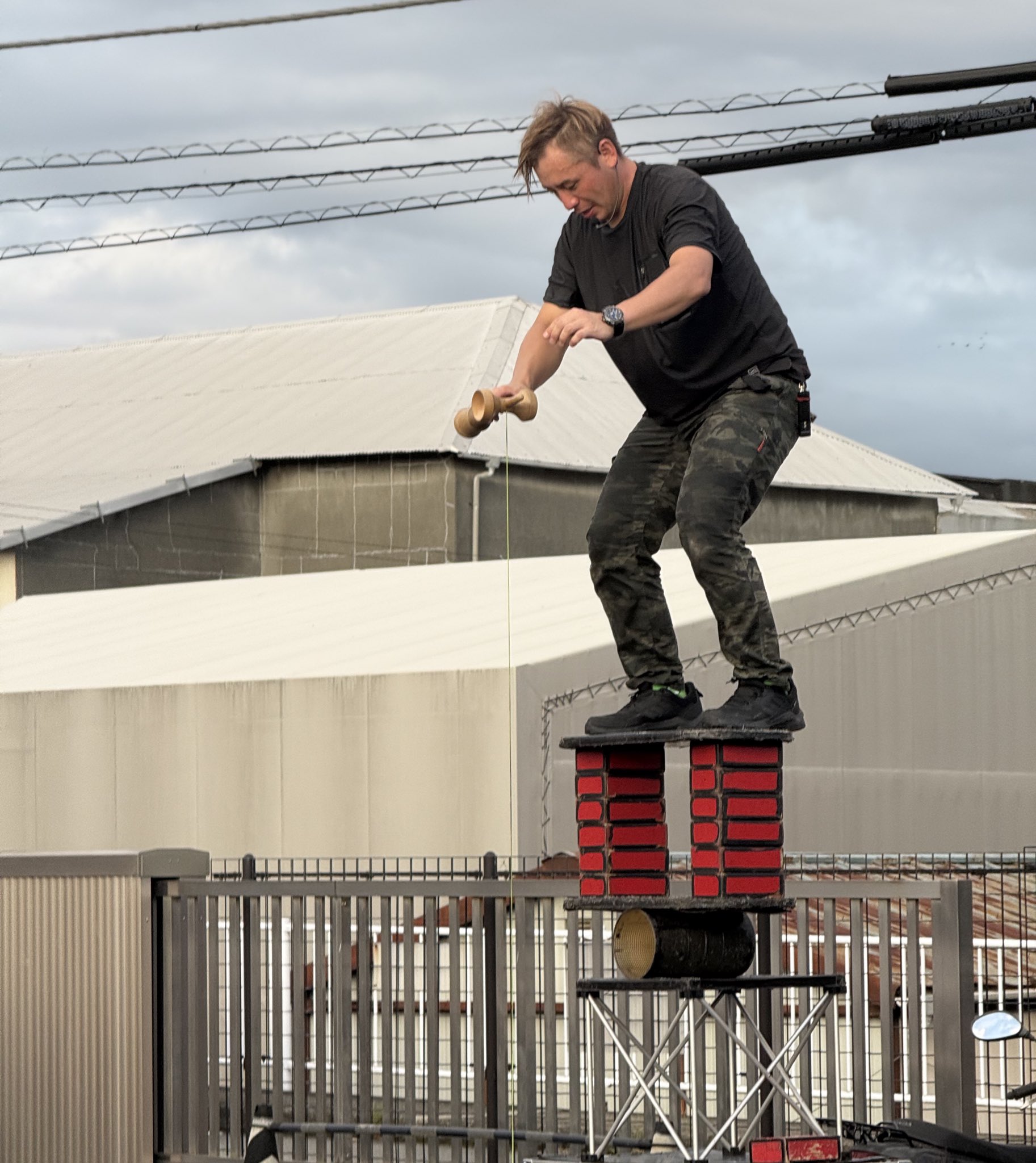 バトントワリング - Search / X