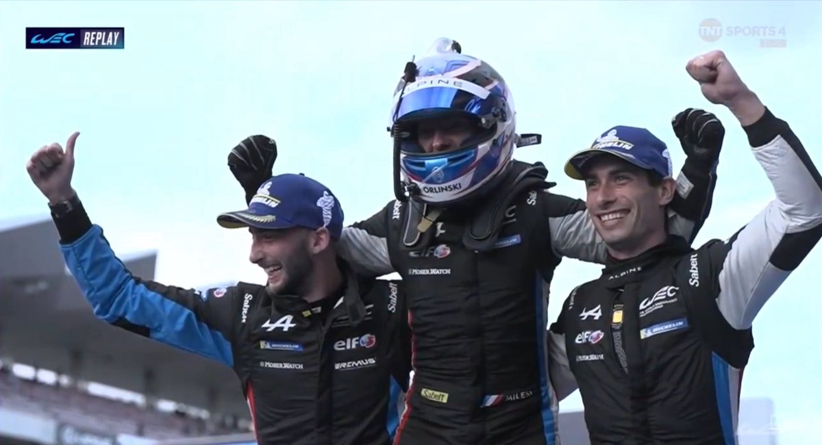 TearOffFR's tweet photo. Faites-leurs une statue dans chaque mairie de France 🇫🇷

#WEC #6HFuji https://t.co/L2s9Iq2dID