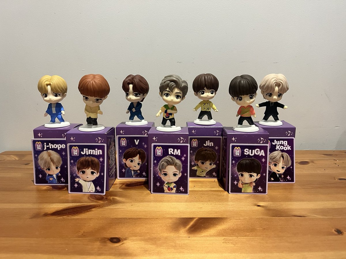 613_LYS's tweet photo. 遂に7人コンプリート！
🇦🇺のマックはおもちゃだけ買えるし、何番が欲しいか聞いてくれるし、逆にこっちから欲しい番号伝えると「確認してくるね！」って在庫確認してくれるしでめっちゃ優しい😭
I really appreciate their support 💜 https://t.co/3takbFu8fi