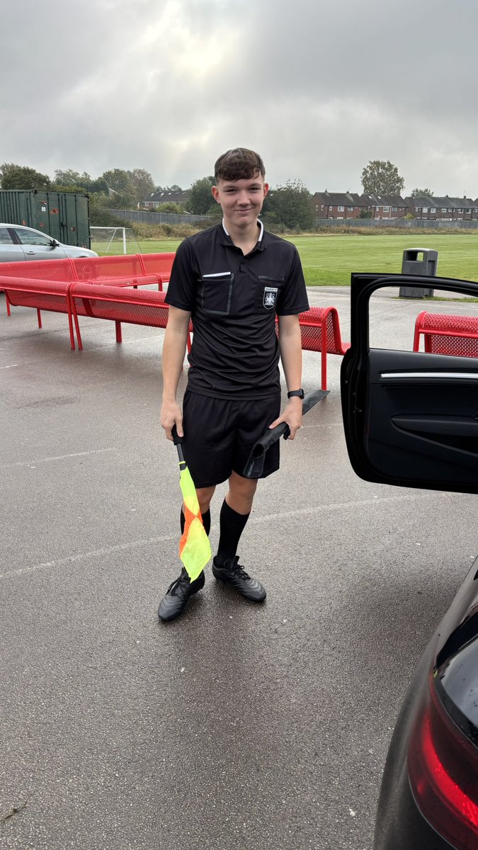 The lads first game reffing today 👏🏽 

Going to pretend to be parent from one of the teams and give him loads of shit all the way through it