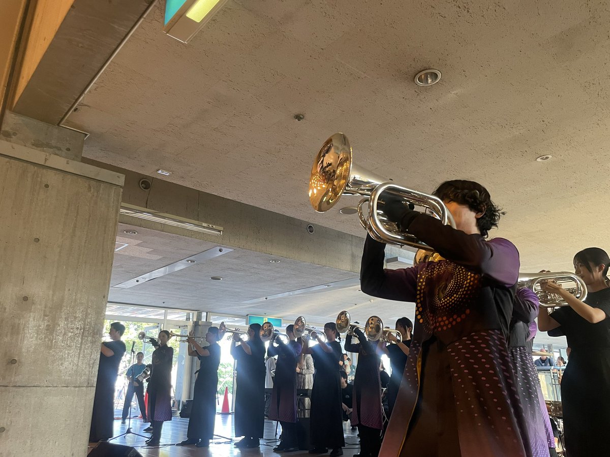 昨日開催されたマーチング祭湘南藤沢Openにインターミッションとして出演し、allure×instant corpsとの特別コラボパフォーマンスを披露し、『盛り上げたde賞』を頂きました。
現地や画面の向こうから熱い大きな声援をいただき、ありがとうございました。
引き続きの応援どうぞよろしくお願い致します。