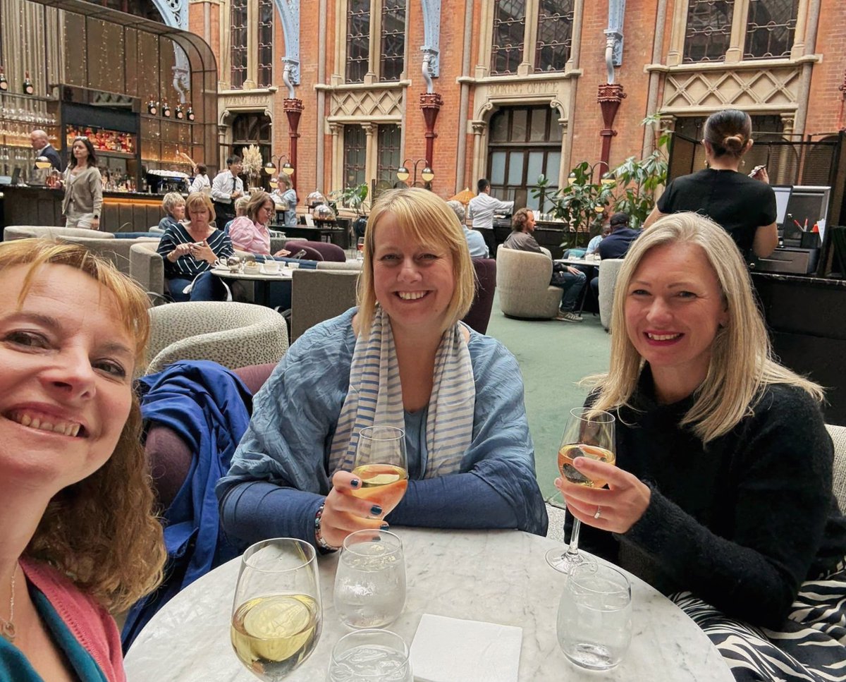 The team that plays together, stays together <a href="/AmandaBonn82452/">Amanda Bonnett</a> #WeAreAlwaysLearning