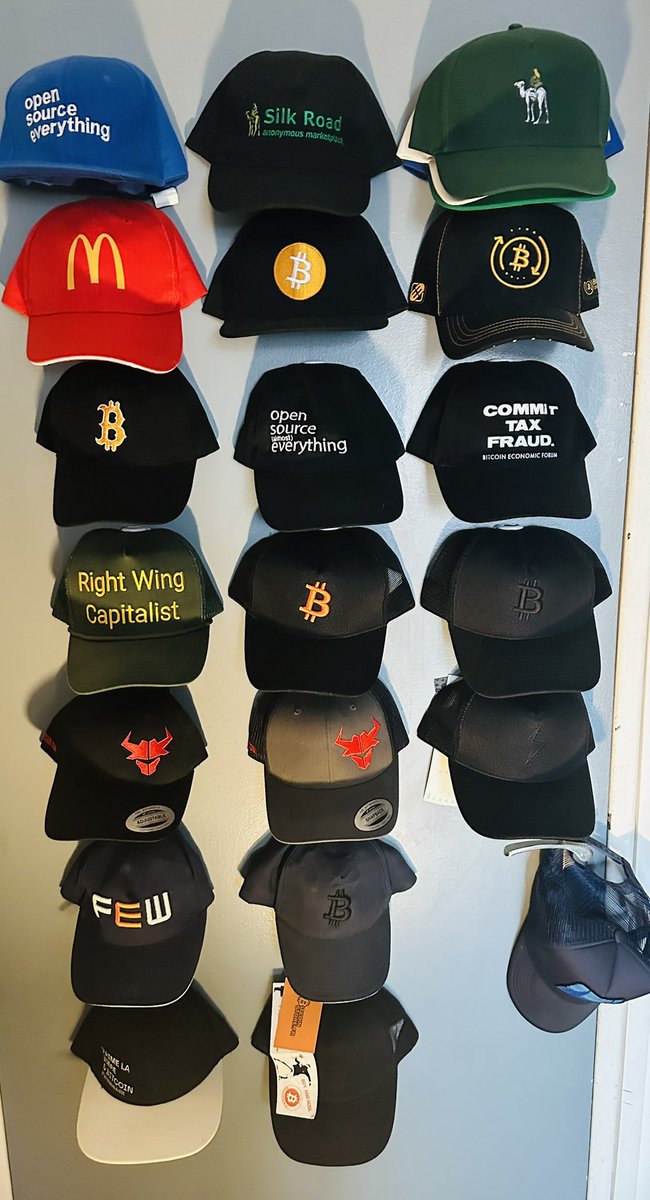 GM my Bitcoiners !!!
Pour tous achats de casquette 
1 support OFFERT ⚠️⚠️⚠️
bitcoinstore.fr/casquettes
Merci 🙏 <a href="/NAJP_ART/">NAJP</a> <a href="/CameliaCams/">Camélia Cam’s</a> <a href="/BitcoinLyon/">Bitcoin-lyon</a> <a href="/gegelsmr4/">GégéLSMR</a> <a href="/bef_pleb/">Bitcoin Economic Forum</a> <a href="/21_Rue_Satochi/">21 Rue des Satochis</a> <a href="/Cafedukoin/">Café du Koin</a> <a href="/urbantech21/">Ur₿an.Tech21</a> <a href="/Joss_do_it_BTC/">Joss Tonn</a> <a href="/science_genial/">Science 🪖</a> <a href="/francispouliot_/">FRANCIS - BULLBITCOIN.COM</a>