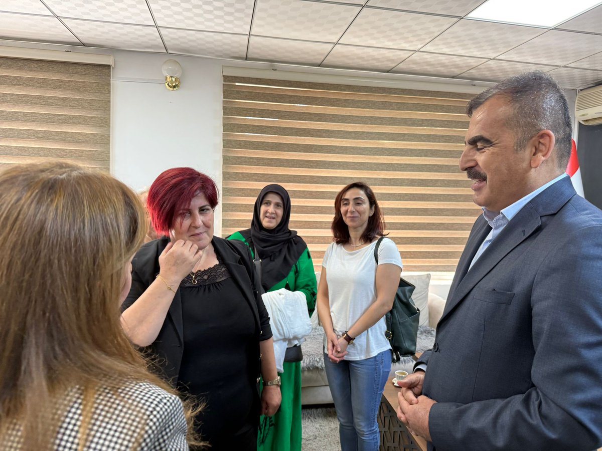 📌Hevşaredara me  Sevîm Bîçîcî, li bajarê Helebçeyê yê Herêma Kurdistanê, Serokê Şaredariyê Selam Bilal Îskender  ziyaret kir. Di hevdîtinê de, tecrubeyên di warê şaredariyê de hatin parvekirin û têkiliyên dostane hatin xurtkirin.

📌 Eşbaşkanımız Sevim Biçici, Kürdistanda