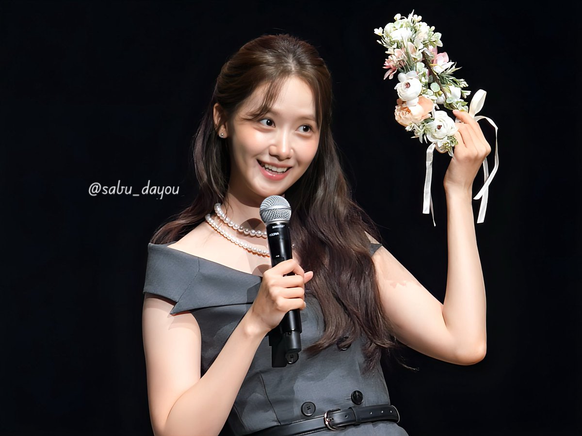 sabu_dayou's tweet photo. 250928 
폭군의셰프 윤아 일본 팬미팅

오늘도 너무 예쁜 윤아공주💛🩷💛🩷

#LimYoonA 
#임윤아 #YoonA #윤아 #BonAppetitYourMajesty 
#폭군의셰프
#ユナ https://t.co/3B4zQY6Map