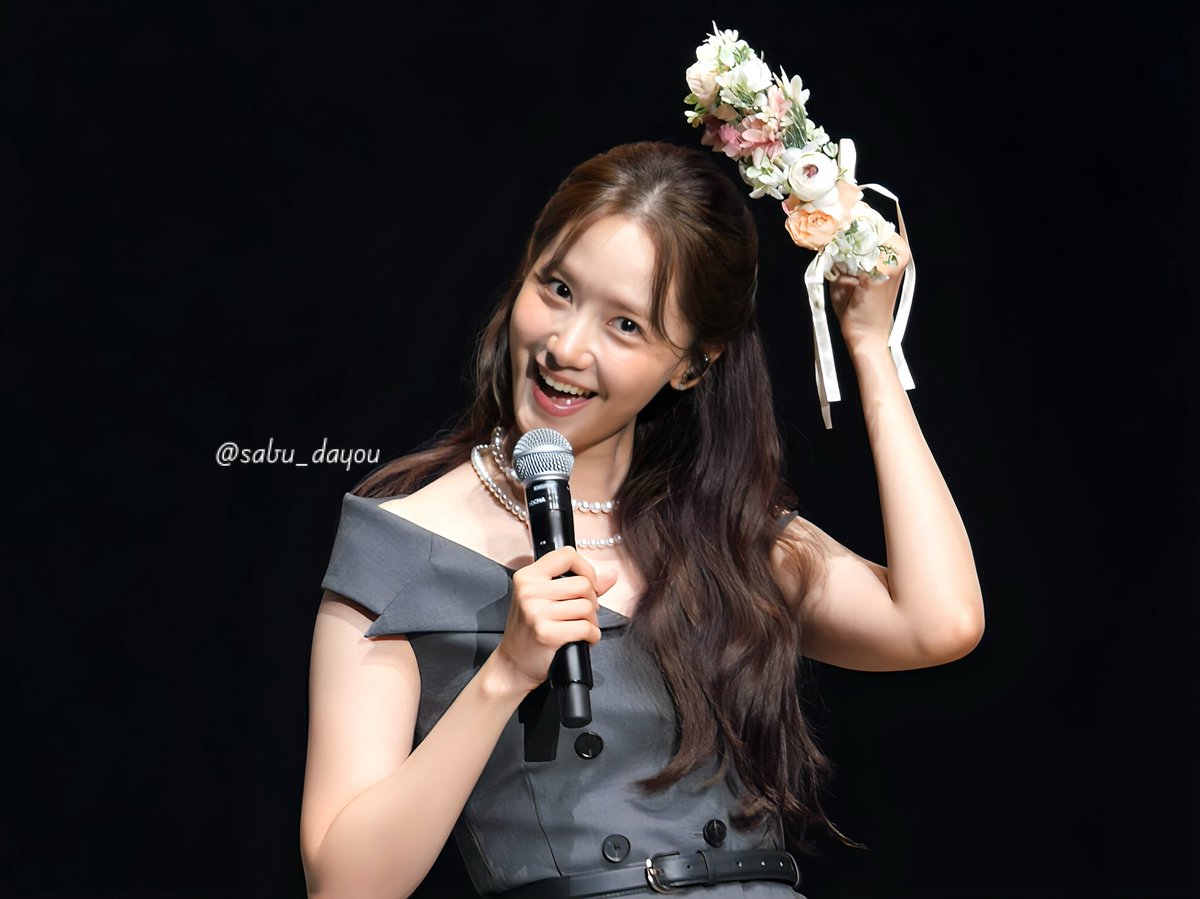 sabu_dayou's tweet photo. 250928 
폭군의셰프 윤아 일본 팬미팅

오늘도 너무 예쁜 윤아공주💛🩷💛🩷

#LimYoonA 
#임윤아 #YoonA #윤아 #BonAppetitYourMajesty 
#폭군의셰프
#ユナ https://t.co/3B4zQY6Map