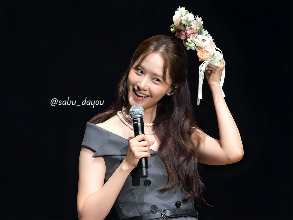 sabu_dayou's tweet photo. 250928 
폭군의셰프 윤아 일본 팬미팅

오늘도 너무 예쁜 윤아공주💛🩷💛🩷

#LimYoonA 
#임윤아 #YoonA #윤아 #BonAppetitYourMajesty 
#폭군의셰프
#ユナ https://t.co/3B4zQY6Map