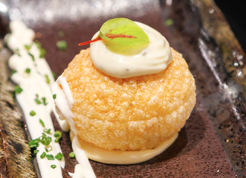 El aperitivo del fin de semana: Panipuris de ensaladilla de cangrejo diariodegastronomia.com/panipuris-ensa…