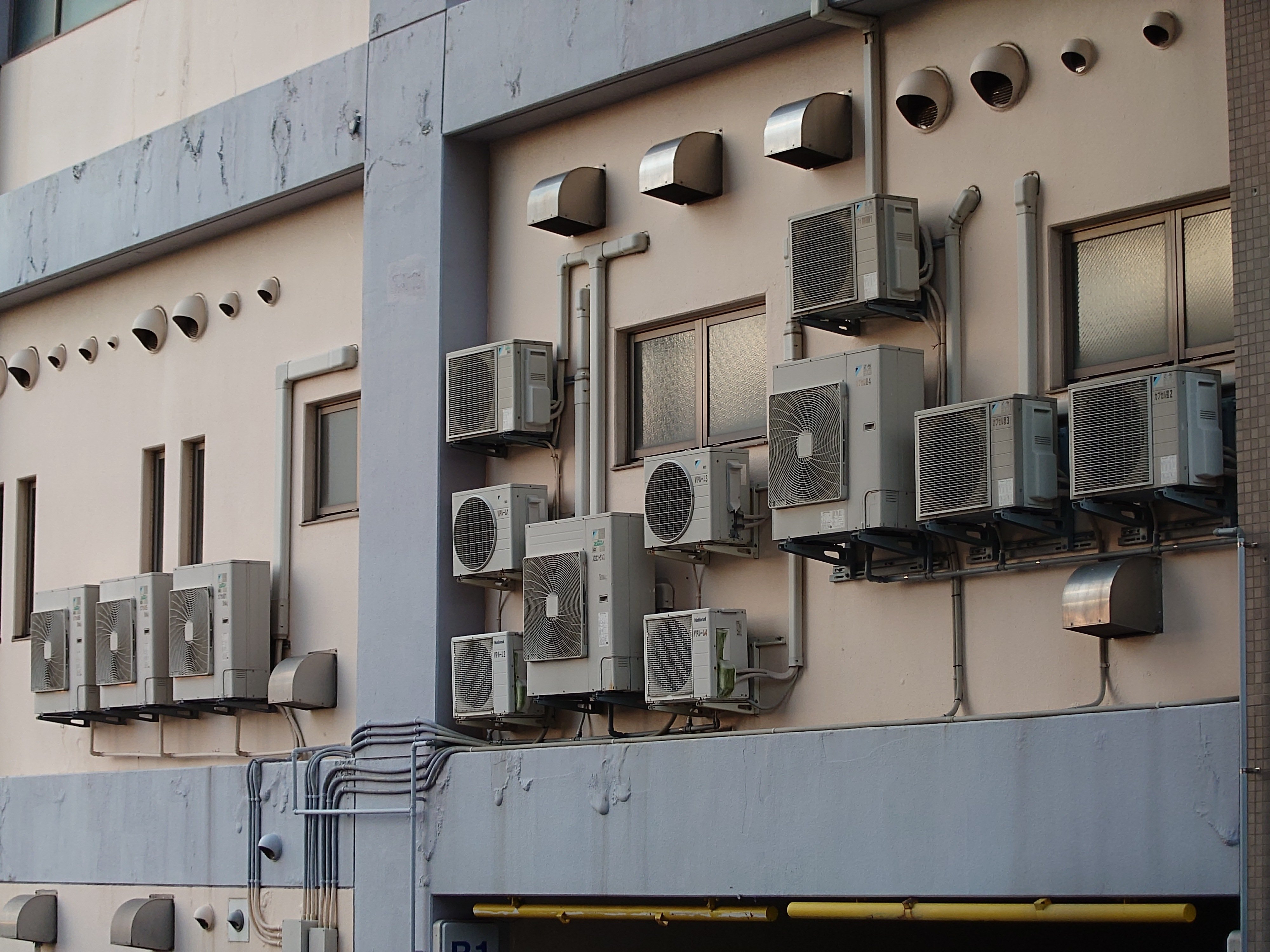 紫川　野　室外機 PLZX-ZRP224EFZ 三菱電機 業務用エアコン 4方向天井カセット形