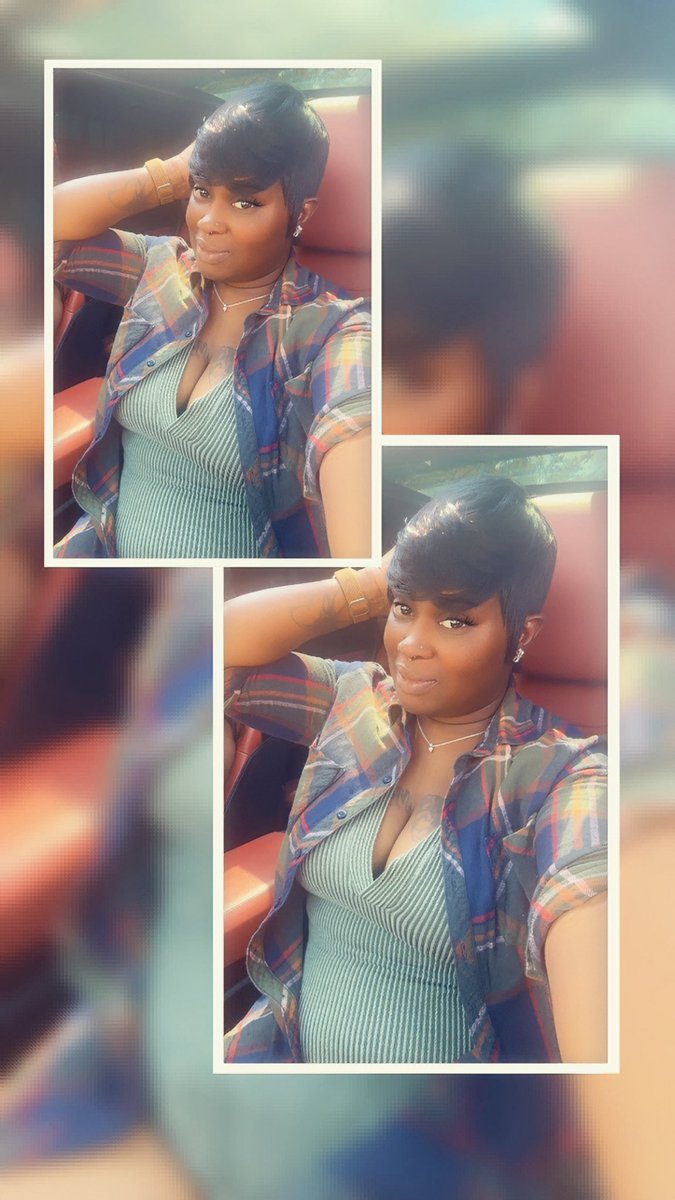 Just lil ol me!!!! 41 but don’t look like it🥰🥰🥰