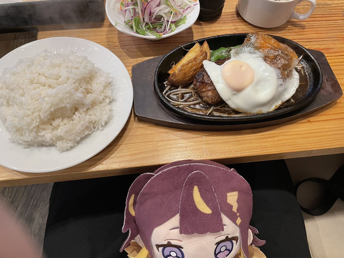 おいちい┏( .-. ┏ ) ┓