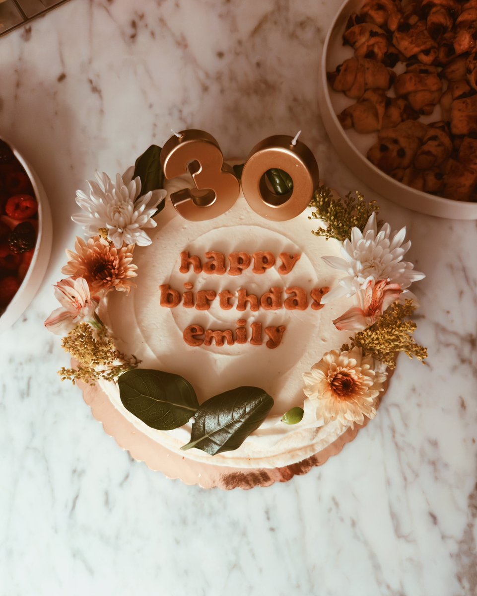 WhyyTom's tweet image. @countthemoon